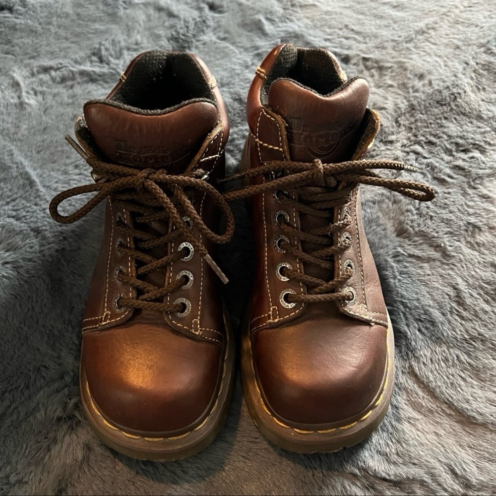 Dr Martens 8542 Vintage Chunky Platform Chocolate Boots